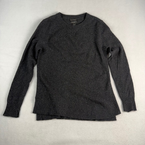 Halogen Sweaters - Halogen Womens 100% Cashmere Crewneck Sweater Charcoal Grey Small High-Low Hem